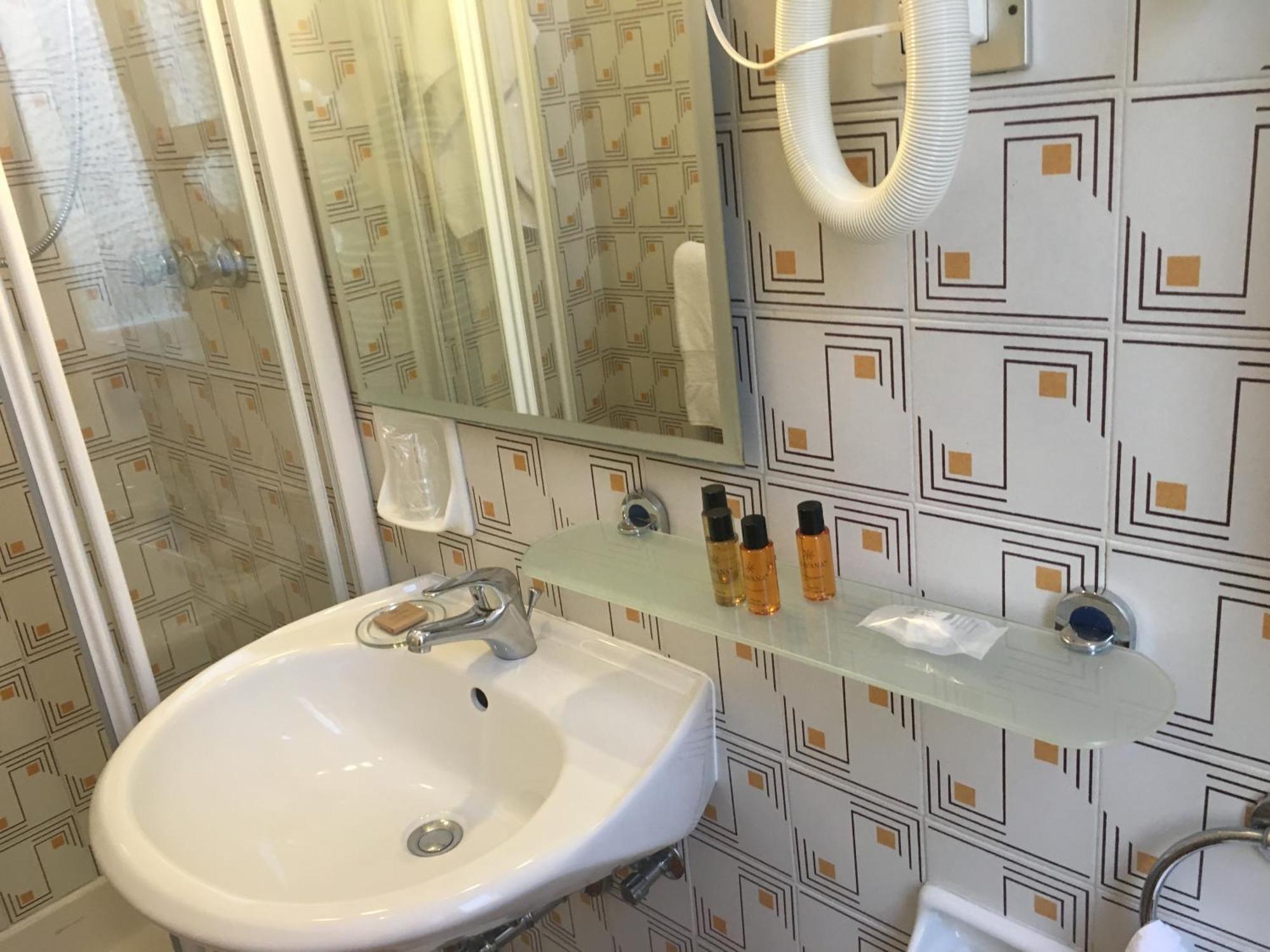 Hotel Liberty Сан Ремо Стая снимка