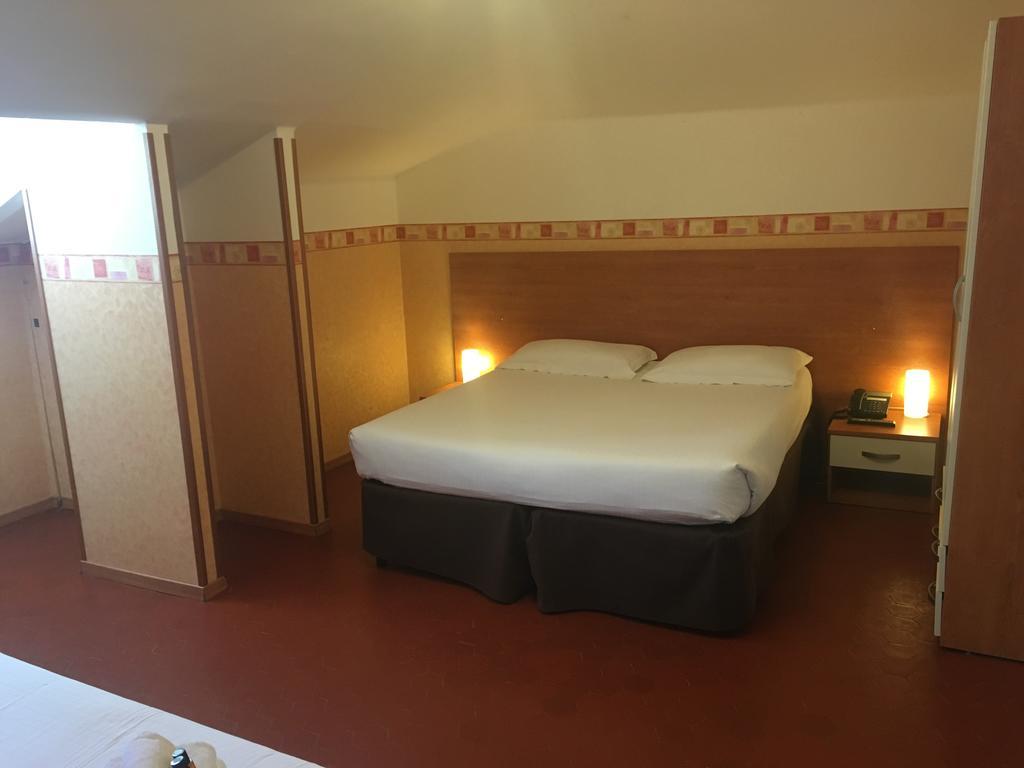 Hotel Liberty Сан Ремо Екстериор снимка
